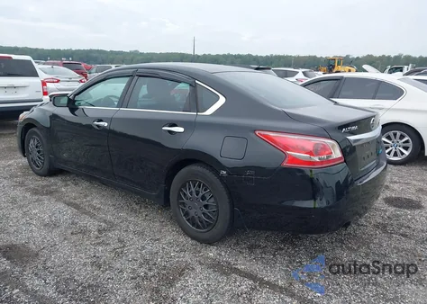 2013 Nissan Altima 2.5 S z USA, uszkodzony, nr VIN 1N4AL3AP9DC123959
